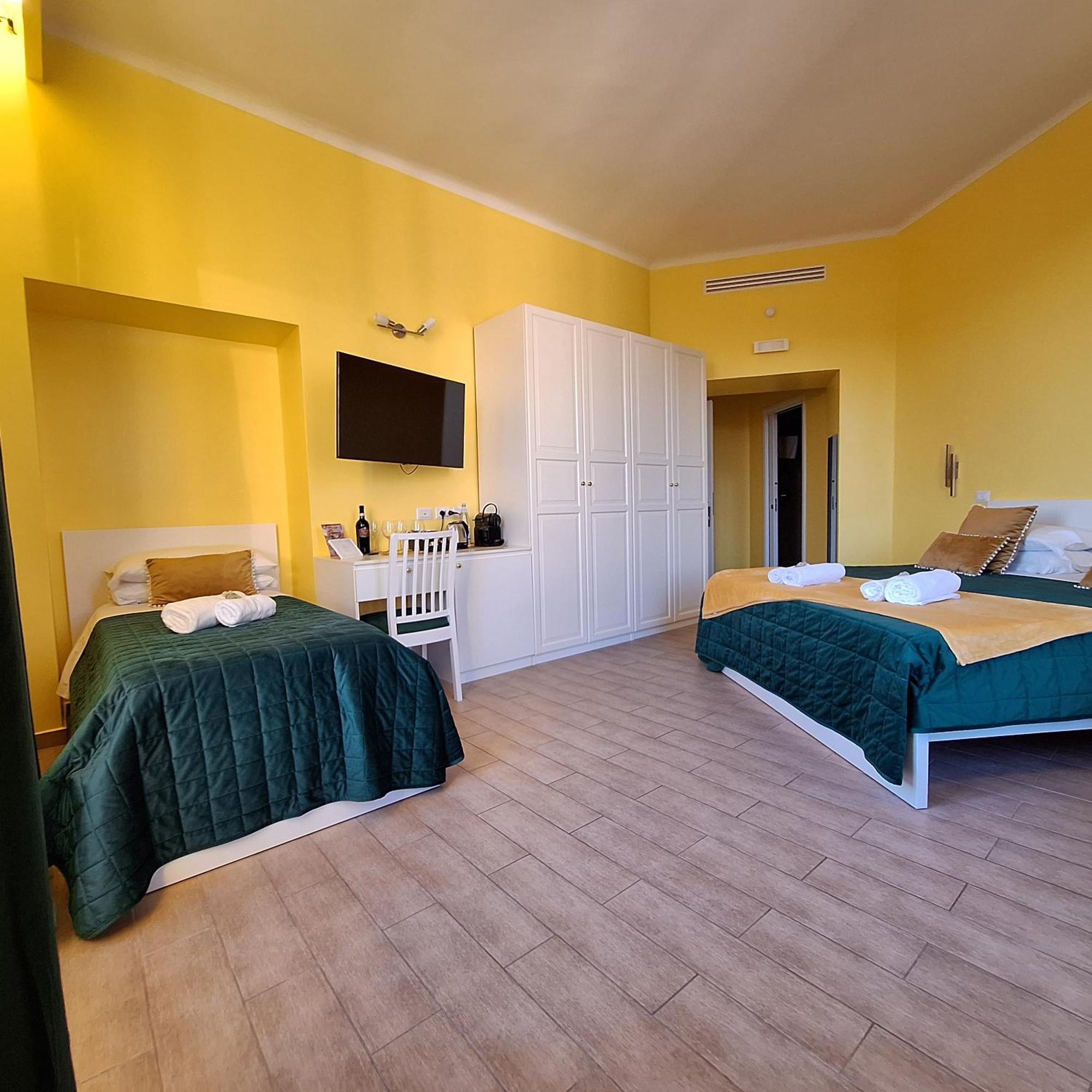 Residenze Serventi Longhi Rome Buitenkant foto