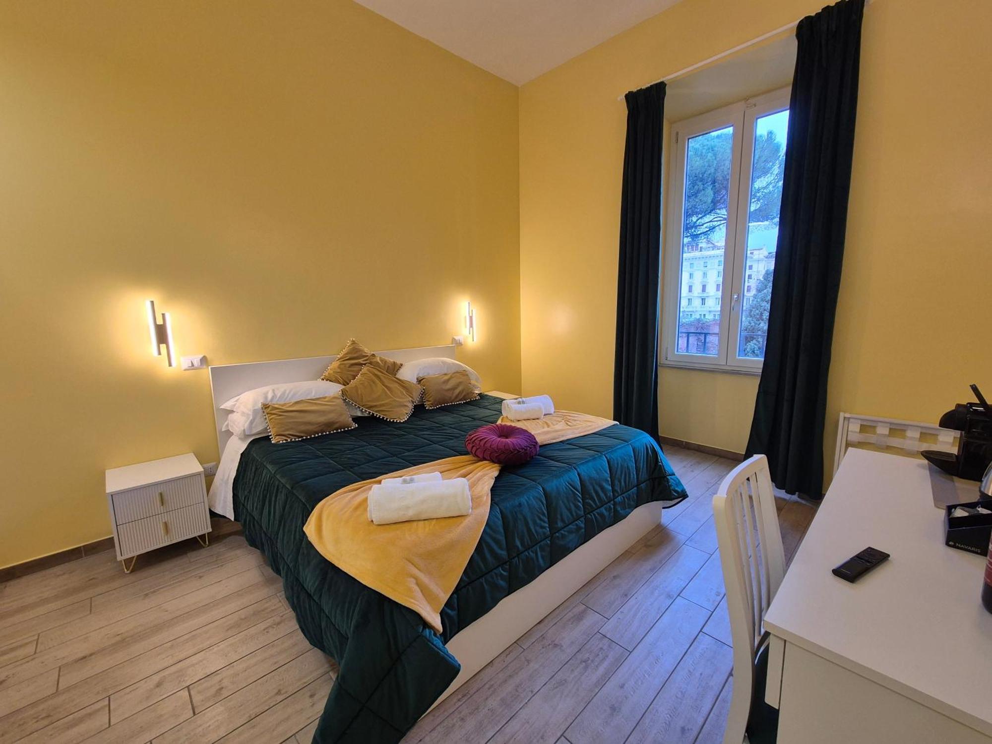 Residenze Serventi Longhi Rome Buitenkant foto