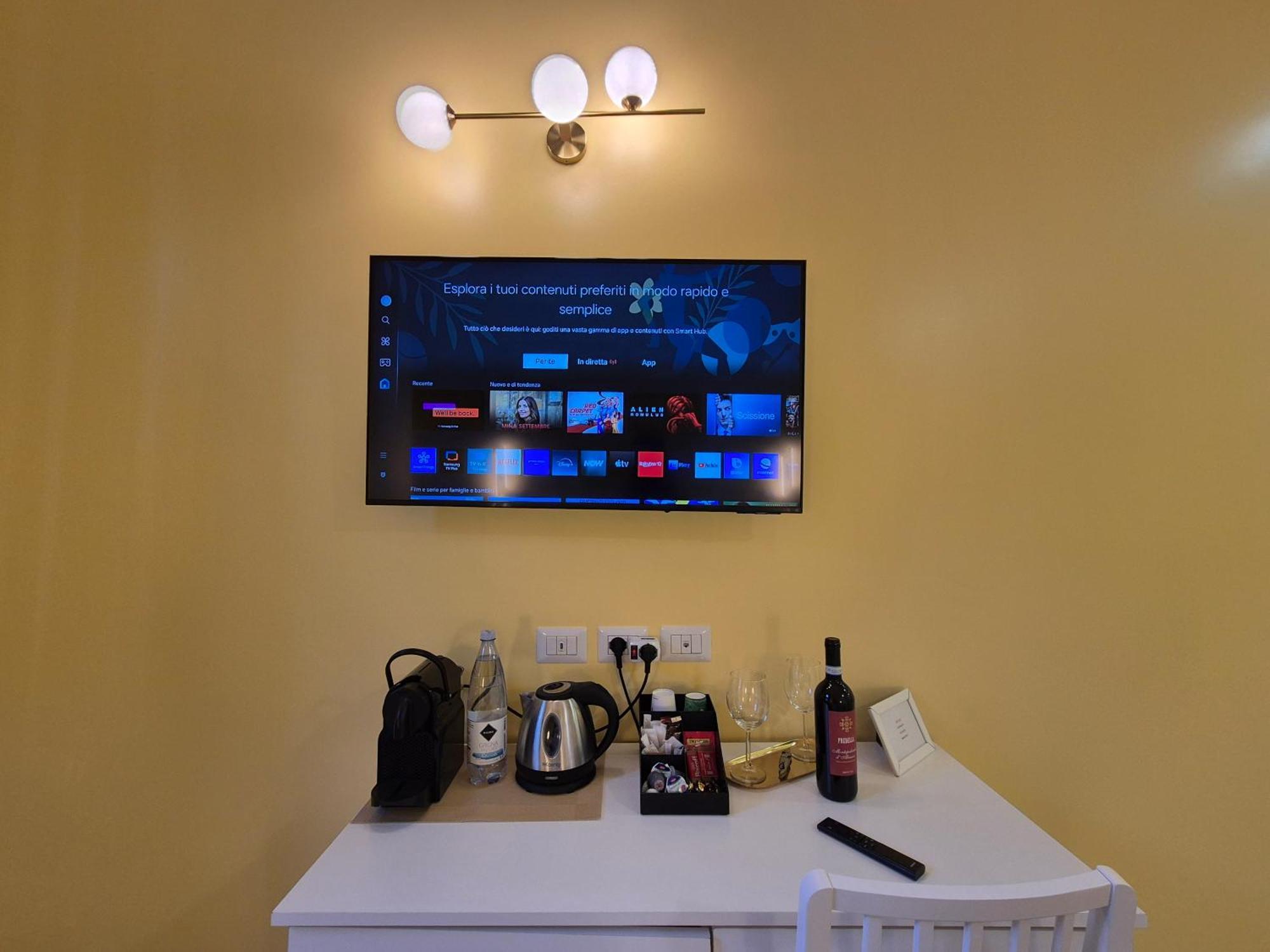 Residenze Serventi Longhi Rome Buitenkant foto